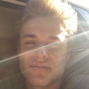 Meet your Posher, Joshua